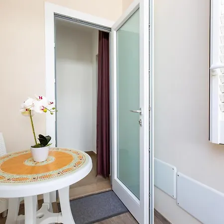 Emanuela Bed & Breakfast
